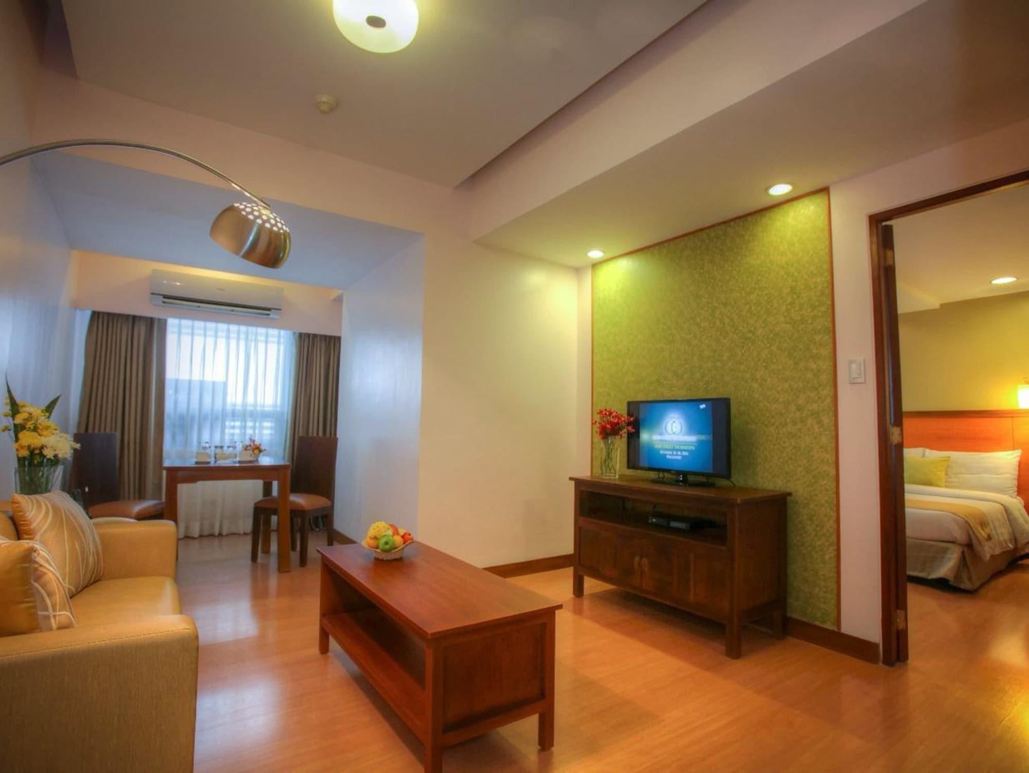 โรงแรมมาลายัน พลาซ่า Pasig City ภายนอก รูปภาพ