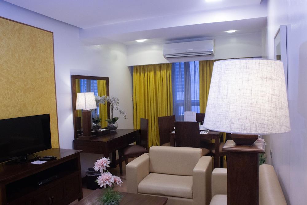 โรงแรมมาลายัน พลาซ่า Pasig City ภายนอก รูปภาพ