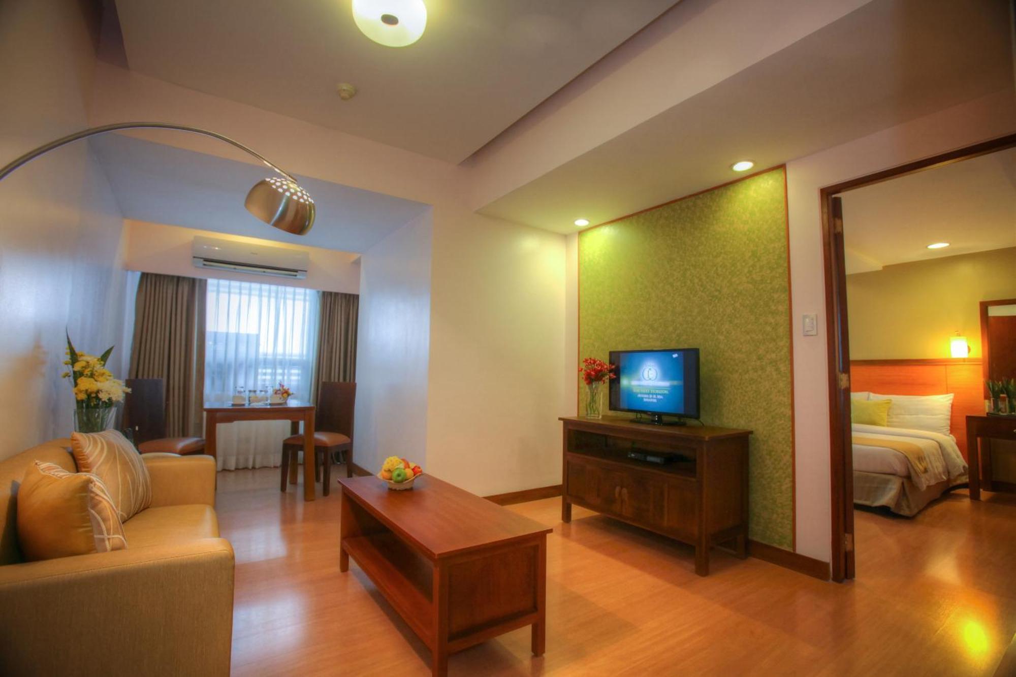 โรงแรมมาลายัน พลาซ่า Pasig City ภายนอก รูปภาพ