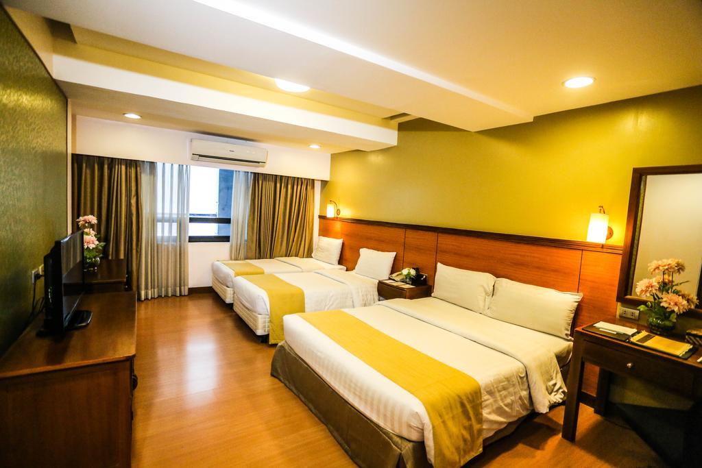 โรงแรมมาลายัน พลาซ่า Pasig City ภายนอก รูปภาพ