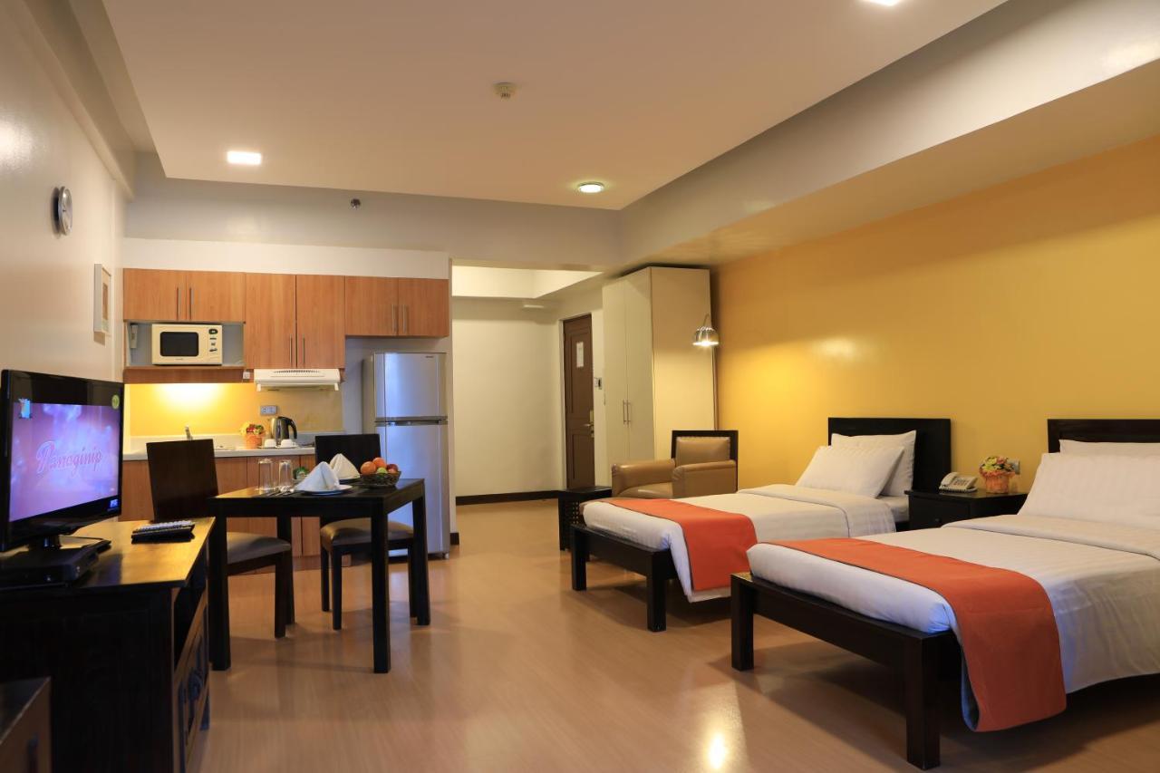 โรงแรมมาลายัน พลาซ่า Pasig City ภายนอก รูปภาพ